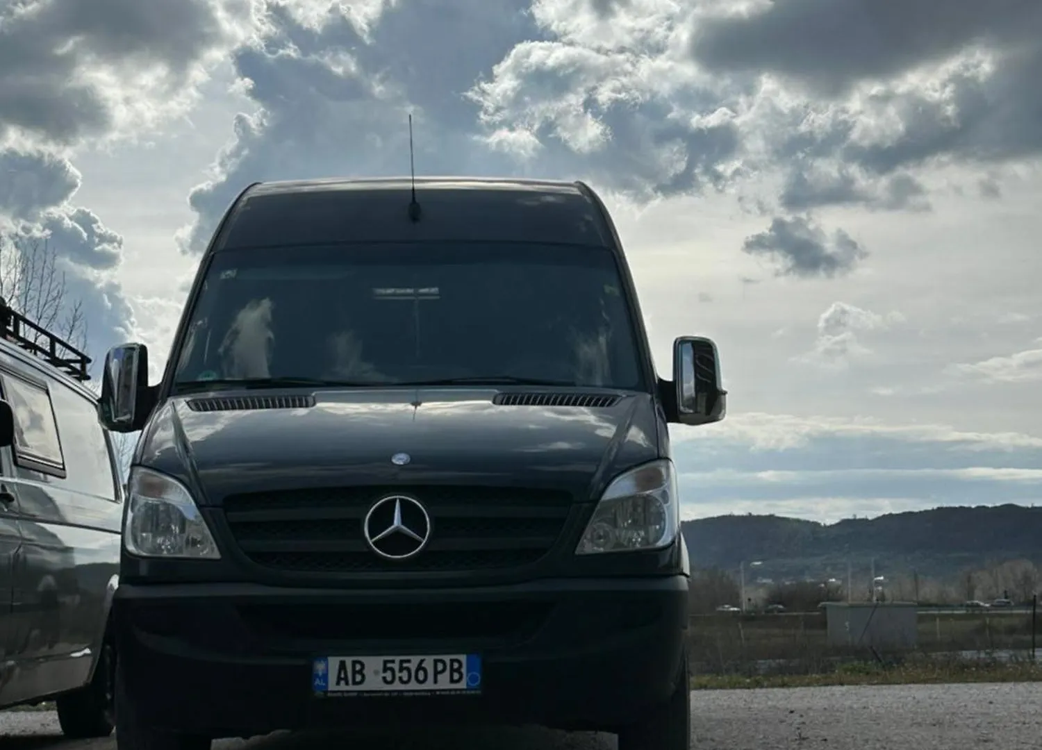 Rent Van Luxury Sprinter Polisi i Vogel Albania